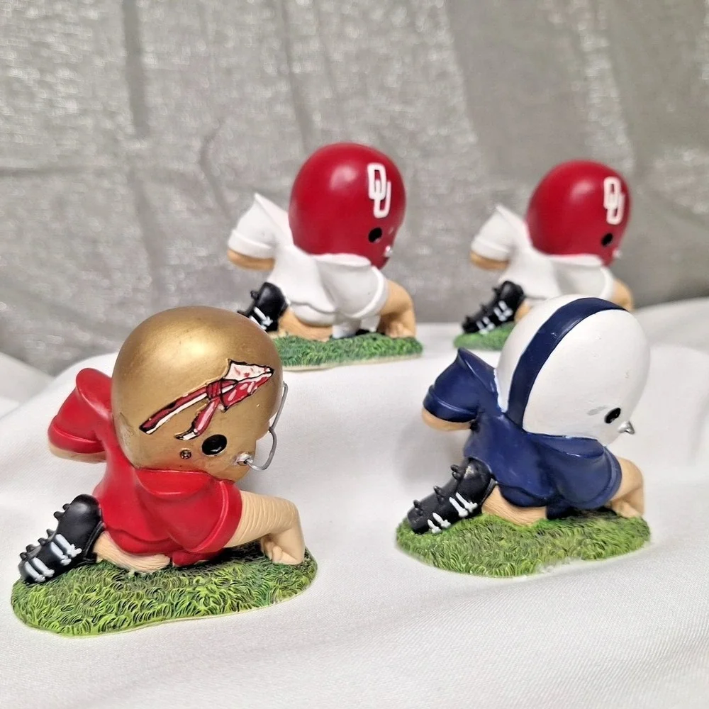 Vintage Kiwi Collection Tailgaters The Linemen‎ Football Figurines Lot of 4